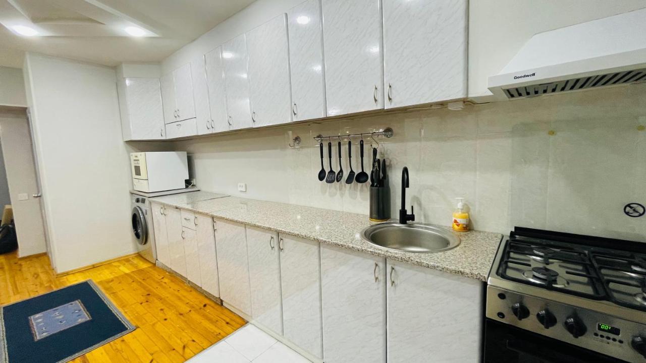 3-Bedroom Apartment On Ohunboboev ทาชเคนต์ ภายนอก รูปภาพ